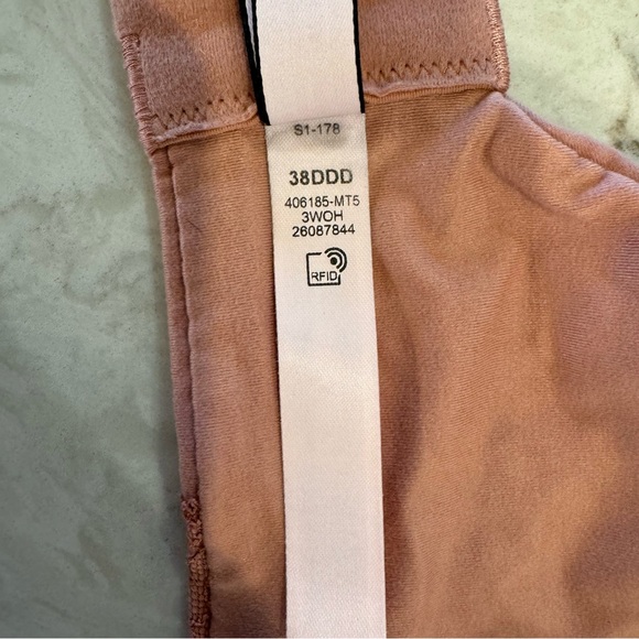 Victoria’s Secret Push-Up Bra - Blush Pink with Floral Lace Accents - 38DDD - Picture 3 of 13